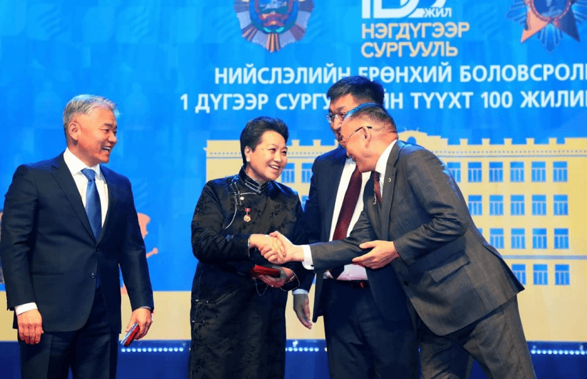 Л.Оюунчимэг: Багш, эцэг эх, хүүхэд гэсэн гурвалсан холбоон дээр сургалт үр дүнтэй явдаг